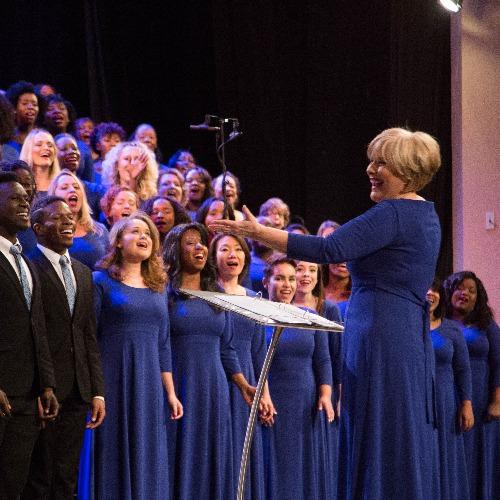 The Brooklyn Tabernacle Choir On Pandora | Radio, Songs & Lyrics